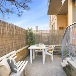 Apartment Vacanze 7 *