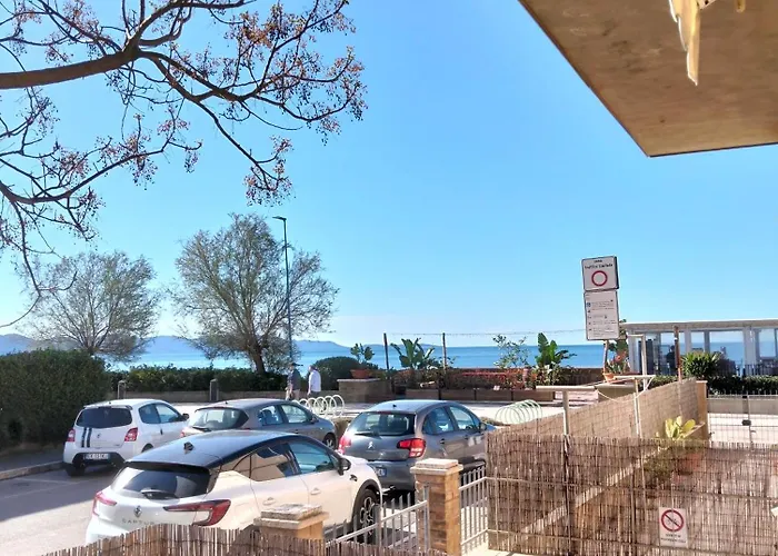 Vacanze 7 דירה *